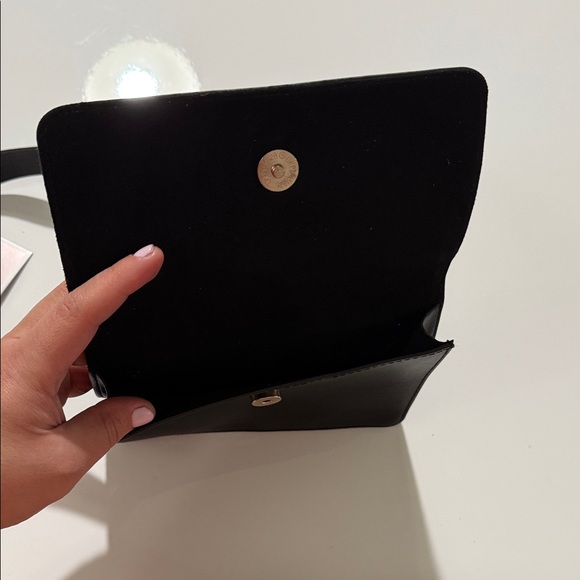 NWT Juicy Couture Belt Bag Fanny Pack Black Gold Rhinestone Logo Size S/M - Picture 11 of 13